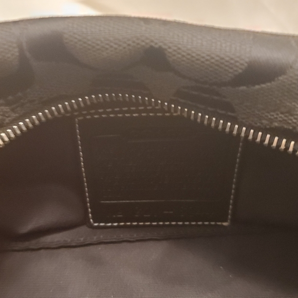 Coach Bags - Picture 3 of 3